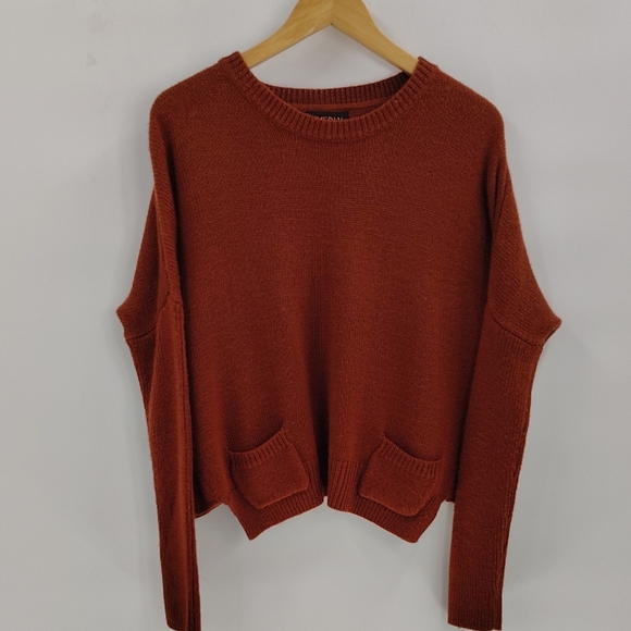 Everly Rust brown women's pullover wool sweater size small with front pockets - Picture 1 of 7